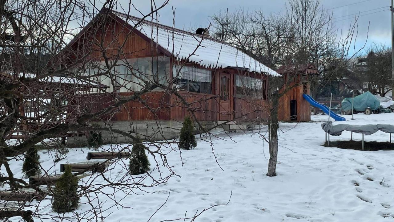 Вілла Casa Paty Менестіря-Хуморулуй Екстер'єр фото
