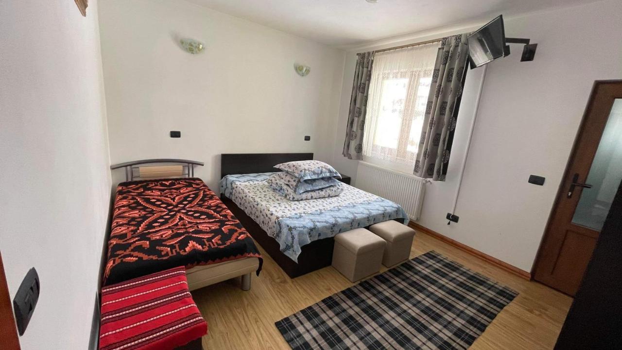 Вілла Casa Paty Менестіря-Хуморулуй Екстер'єр фото