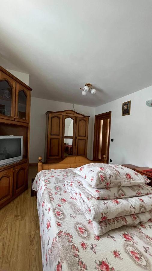 Вілла Casa Paty Менестіря-Хуморулуй Екстер'єр фото