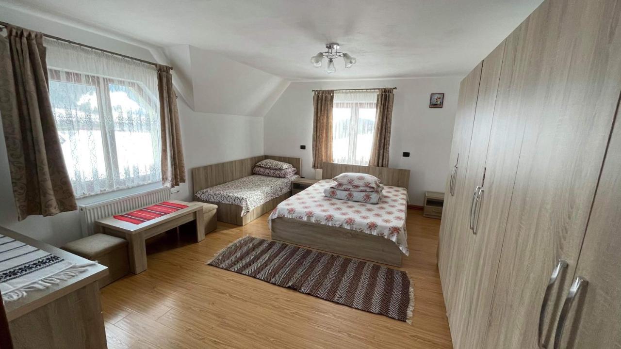 Вілла Casa Paty Менестіря-Хуморулуй Екстер'єр фото