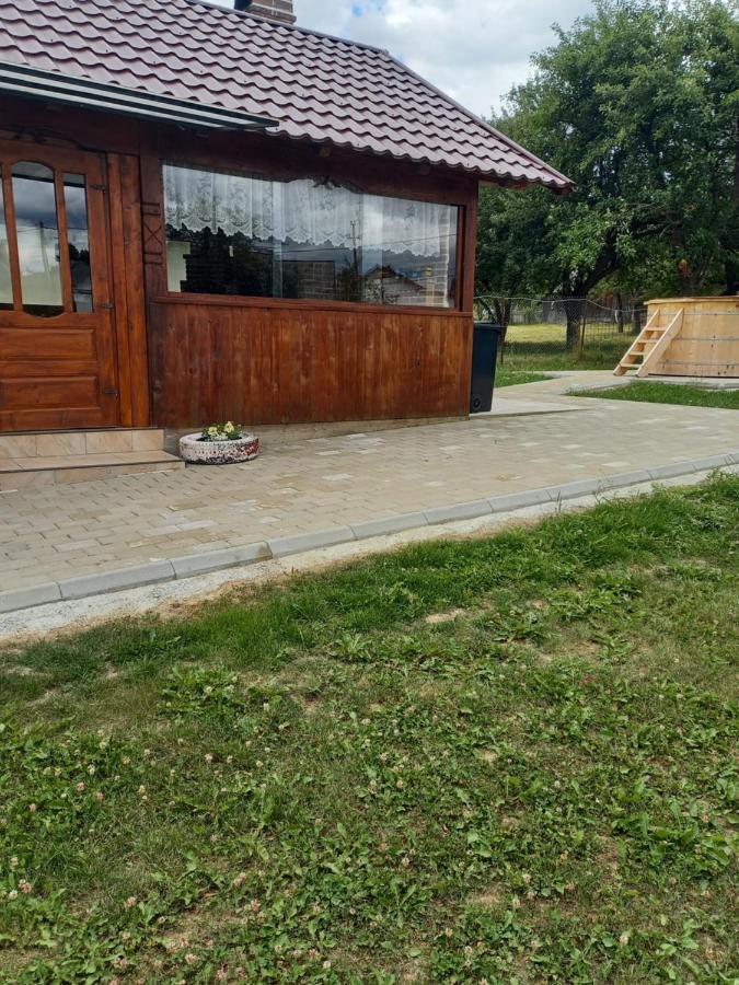 Вілла Casa Paty Менестіря-Хуморулуй Екстер'єр фото